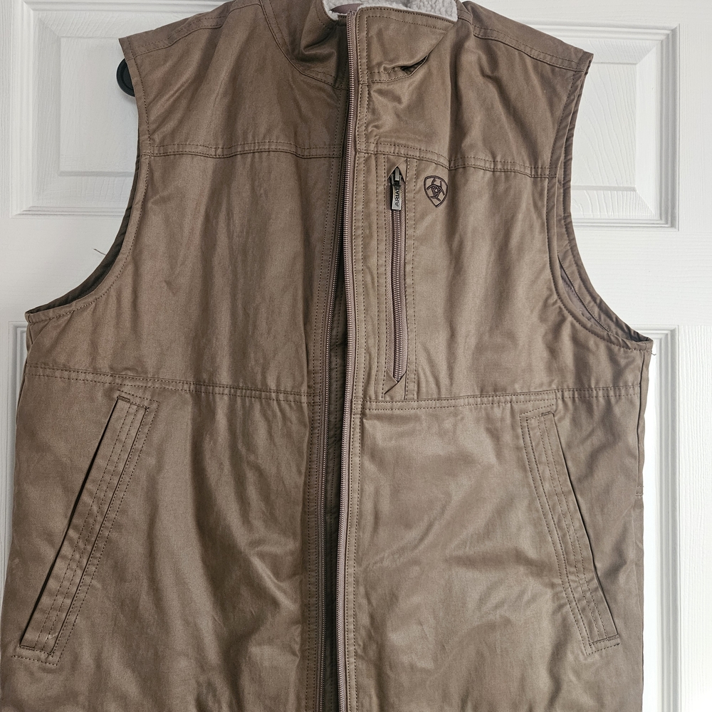 Ariat Men's Brown Vest